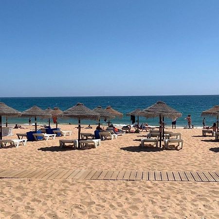 Quarteira Beach Vacation: 2Br Steps To The Sand Exterior foto