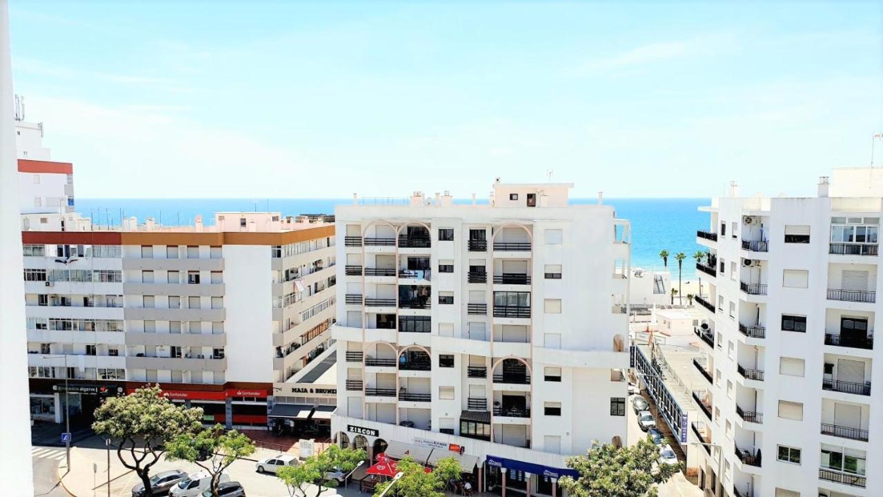 Quarteira Beach Vacation: 2Br Steps To The Sand Exterior foto